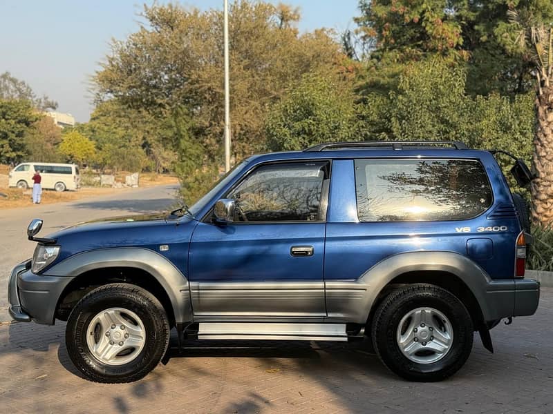 Toyota Prado 2000 1