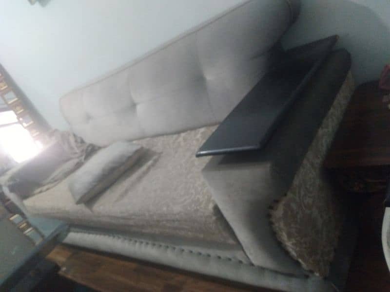 5 siter sofa set with cushions 2