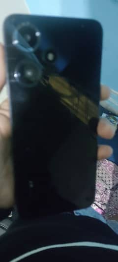 infinix note 30 play ,4. +4 ram 64 room