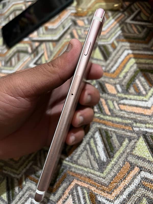 IPhone 7plus / PTA / All ok / 128GB 9