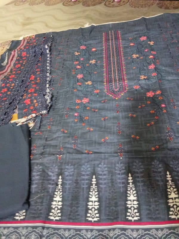 Rawayat khaddar 3 pcs unstitched cutwork dopatta 1