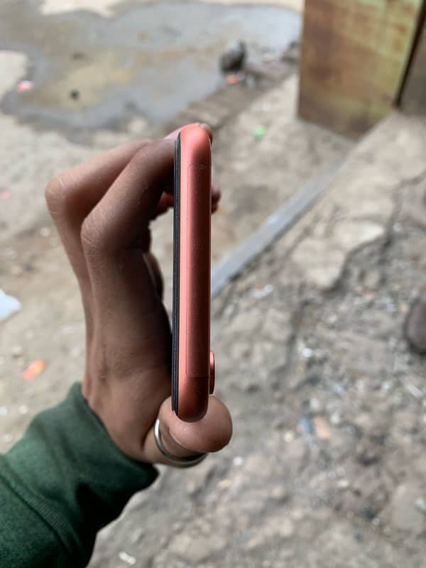 iPhone XR used only 1 months 0