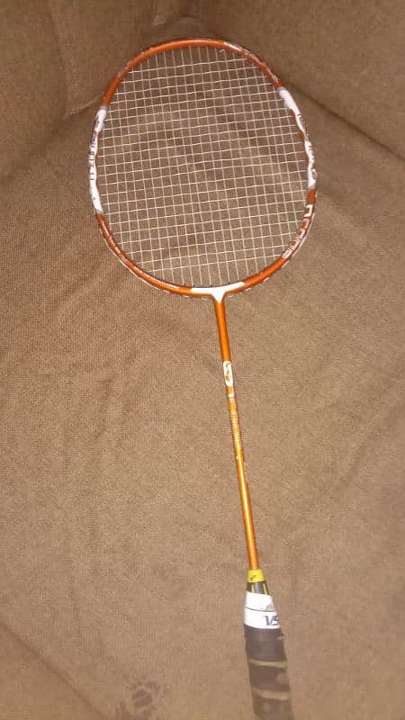 WILSON BADMINTON RACKET | 28 TO 30 LBS TENSION | 75 GRAM WEIGHT | 3