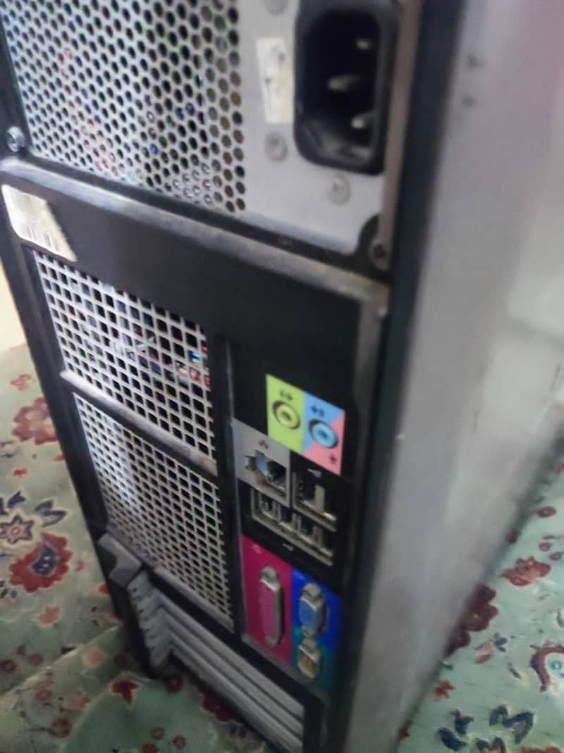 Dell Optiplex 330 2.8 Ghz Processor 4gb ram 1