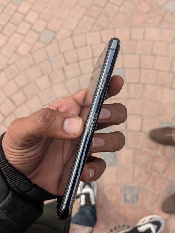 Iphone X 64gb(pta approved) 3