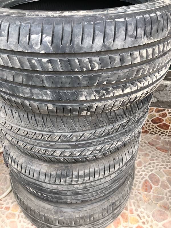 Land Cruiser V8 Tyres For Sale 0