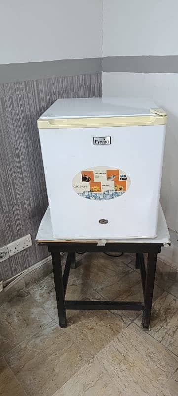 Less used Enviro new condition room fridge 0