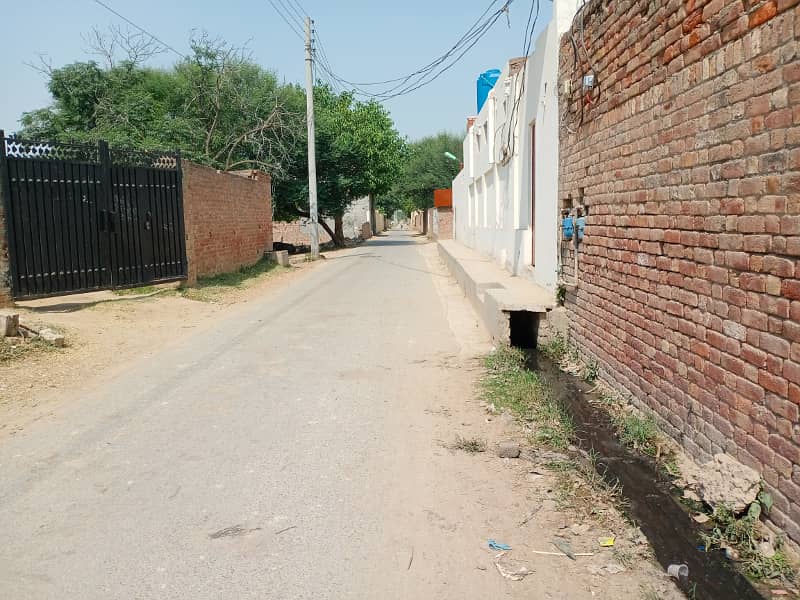 5 Marla Plot near ferozpur road and new defence road Lahore 3