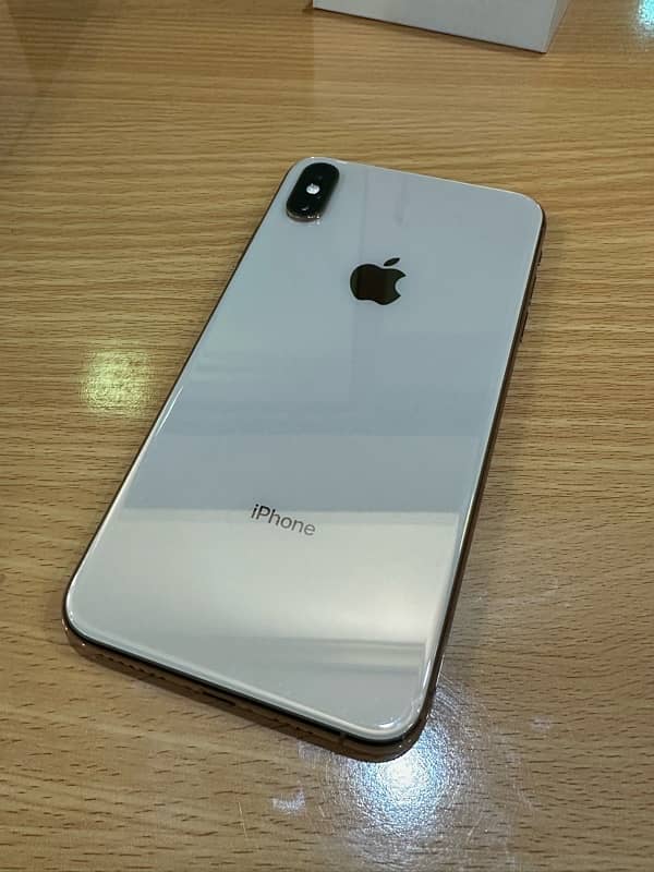 Iphone xsmax 256gb Non Pta 1