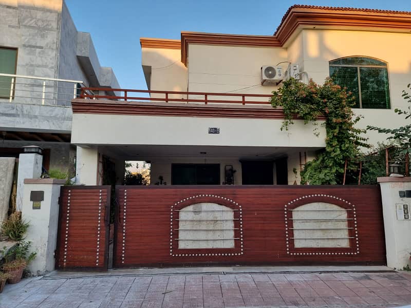 10 Marla 5 bedroom house for rent phase 3 bahria town Rawalpindi 0