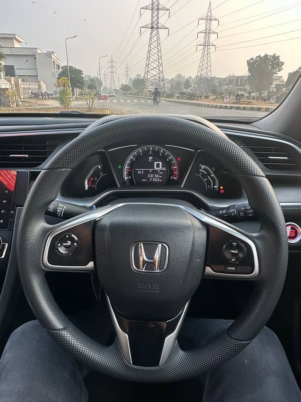 Honda Civic X 2021 5