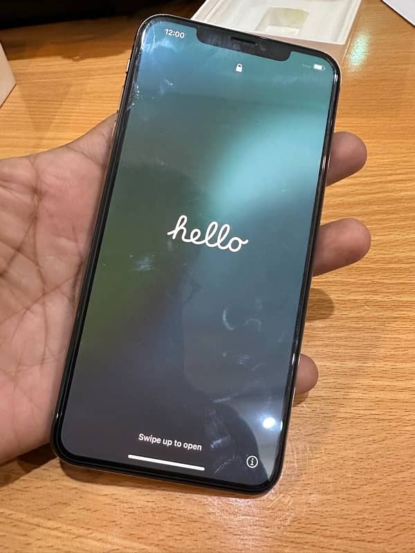 Iphone xsmax 256gb Non Pta 3