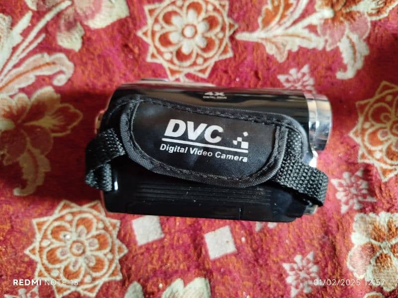 Airtel digital video camcorder | 3.0" high resolution TFT screen| 4