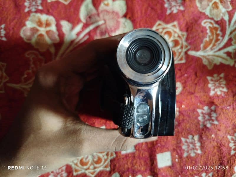 Airtel digital video camcorder | 3.0" high resolution TFT screen| 5