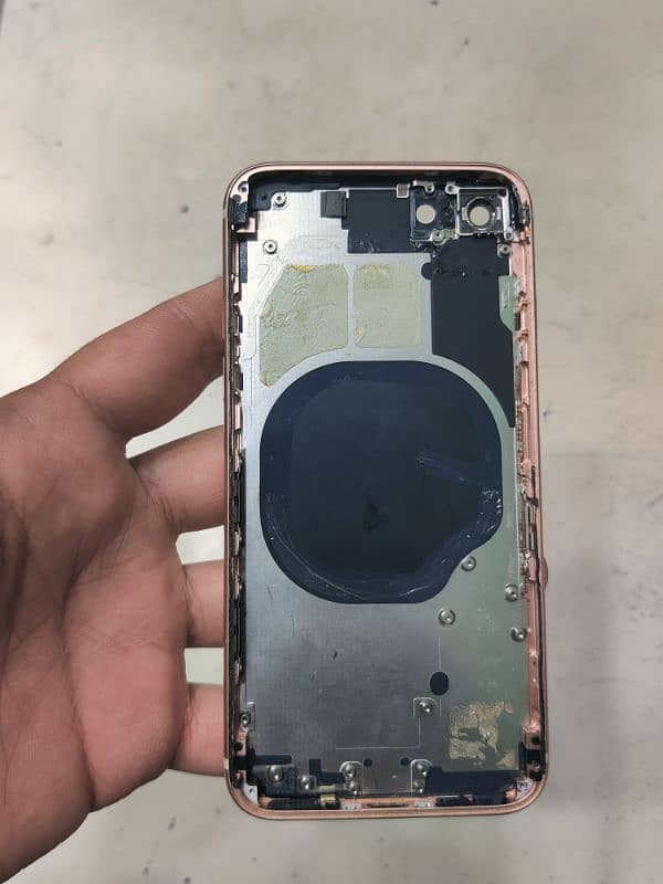 iphone 8 body 1