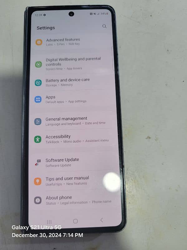 galaxy z fold 4 fresh display All ok phone 2