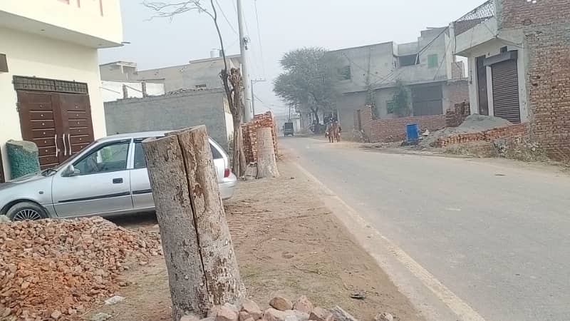 4 Marla Plot On 50ft carpeted road near new defence road Kahna nau Lahore 1