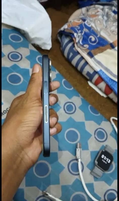 iphone 15 pro Non PTA JV 7