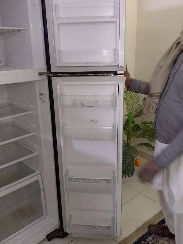 frige for sell 2