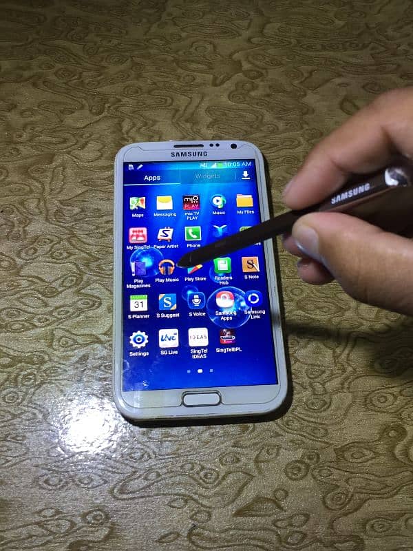 Old Is Gold Sumsung Galaxy Note 2 Bohat Futures Hay Pincal Wala 0