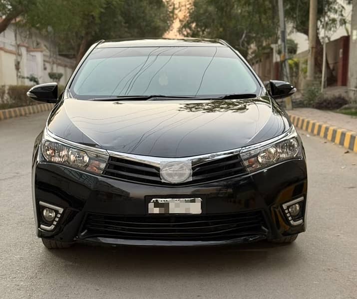 Toyota Corolla Altis 2015 1