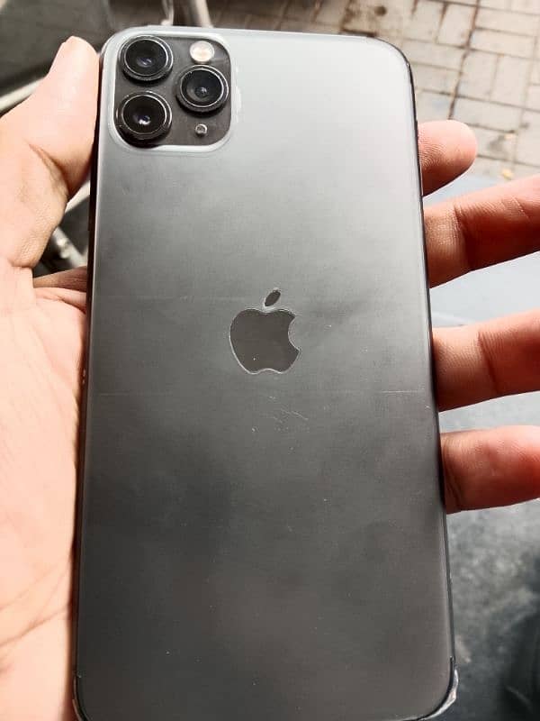 iphone 11 pro max 1