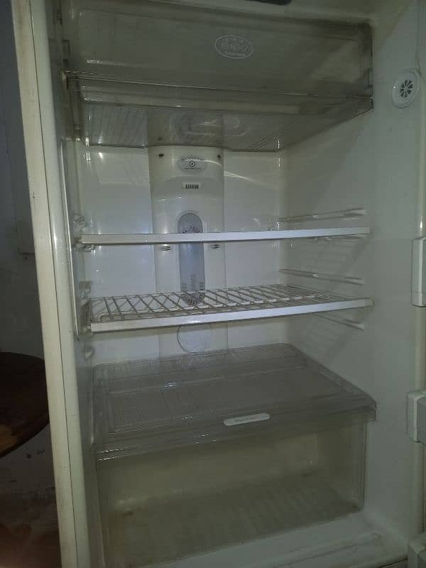 LG Full Size Air Cross Made in Korea Refrigerator For Sale 4