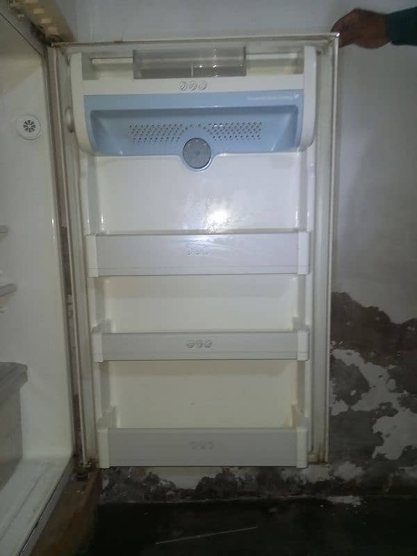 LG Full Size Air Cross Made in Korea Refrigerator For Sale 5