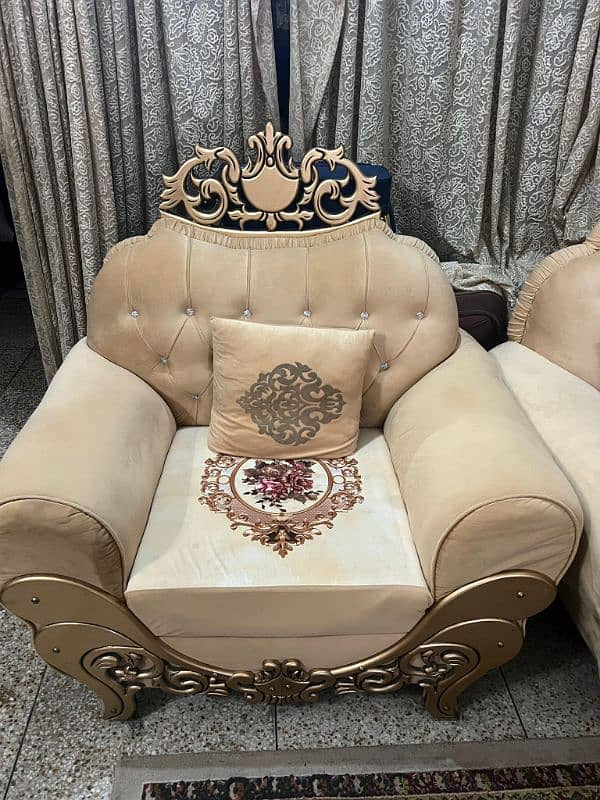 sofa set few month used 3