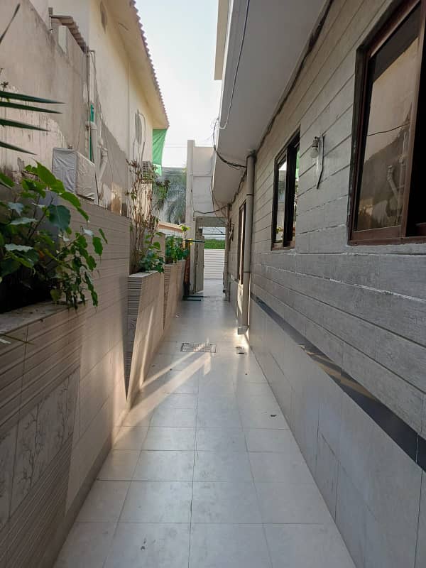 1 Kanal Double Story Double Unit Double Road House Available For Rent in Faisal Town 0