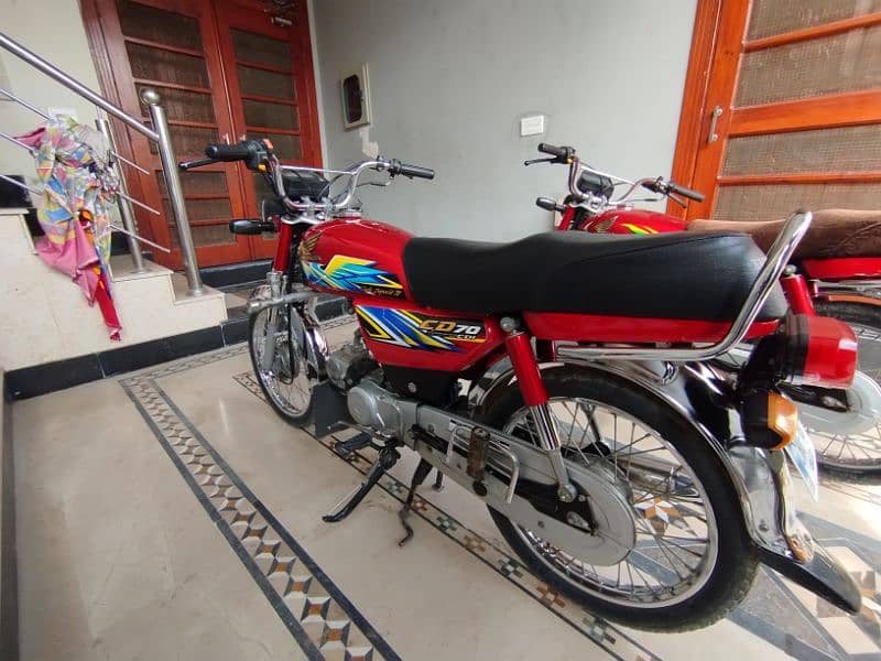 HONDA CD 70 6