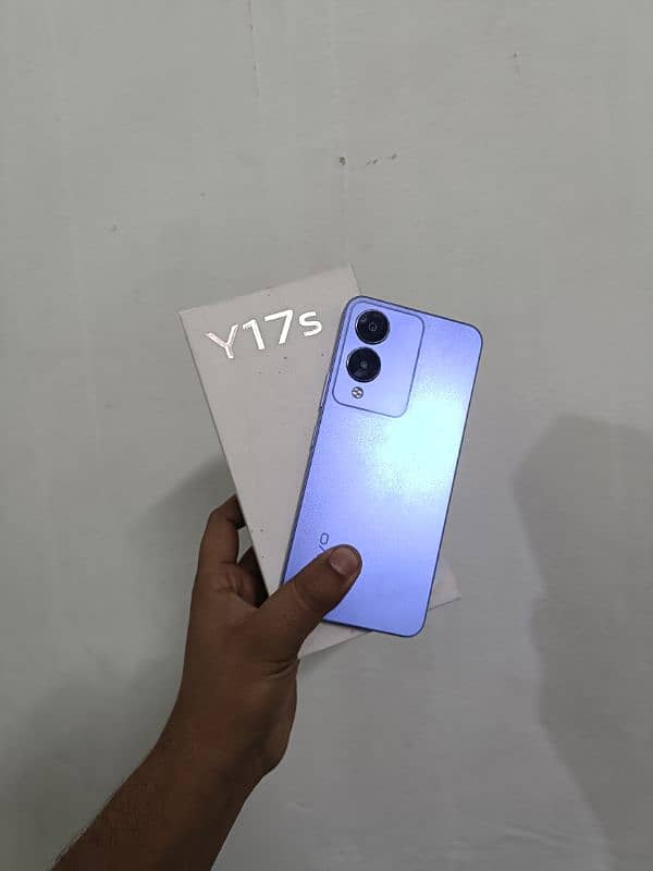 Y17s vivo (4+4/128) G85,,,,03144002763 0