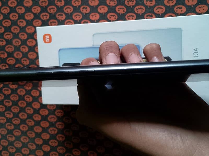 Redmi 10a 4/128gb full 10 by 10 condition with charger and box 2