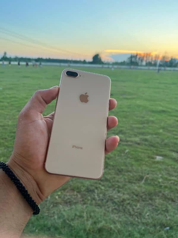 iphone 8 plus 64gb 1