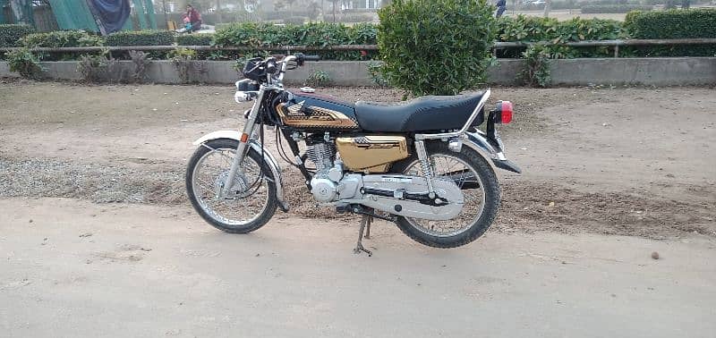 Honda CG125S Gold 0