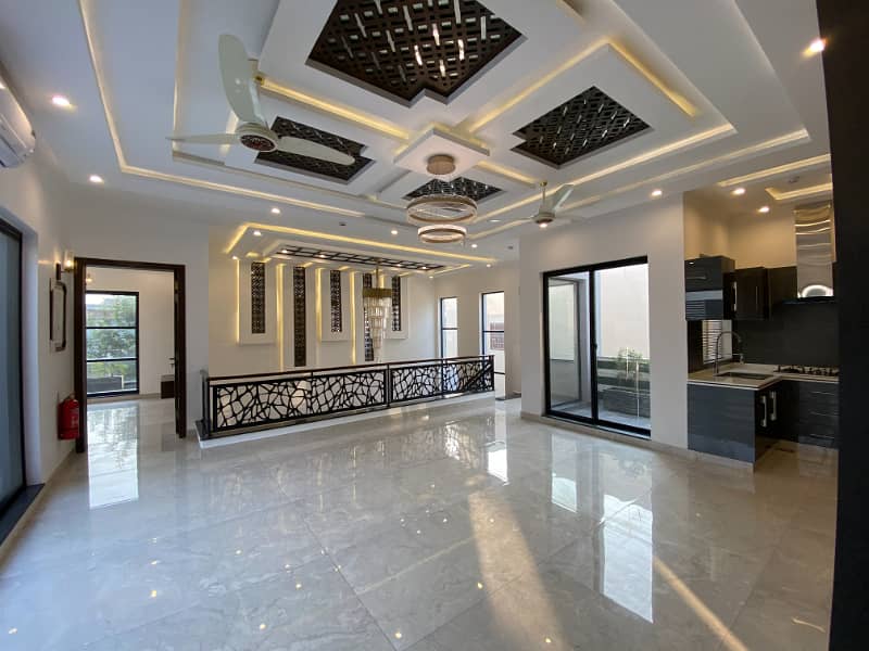 "Beautifully Designed 1 Kanal House for Sale in DHA Phase 6 Lahore Move-in Ready" 25