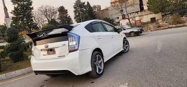 Toyota Prius 2011