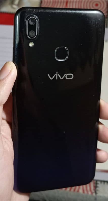 Vivo y93 , 3/32 for sale. 7