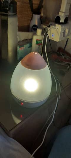 Side Lamp with Projecting sheet for Kids