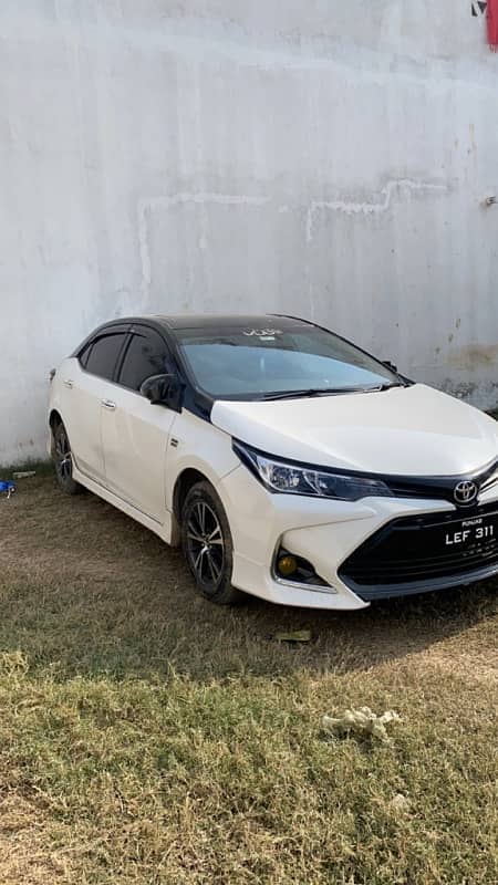 Toyota Altis Grande 2016 5