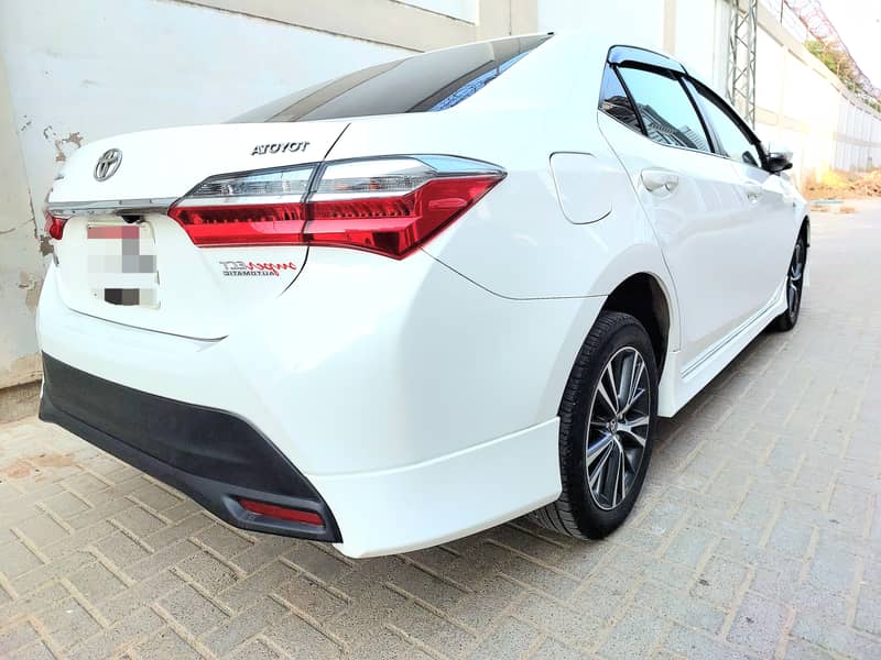 Toyota Corolla Altis 2021 registered 2022 4