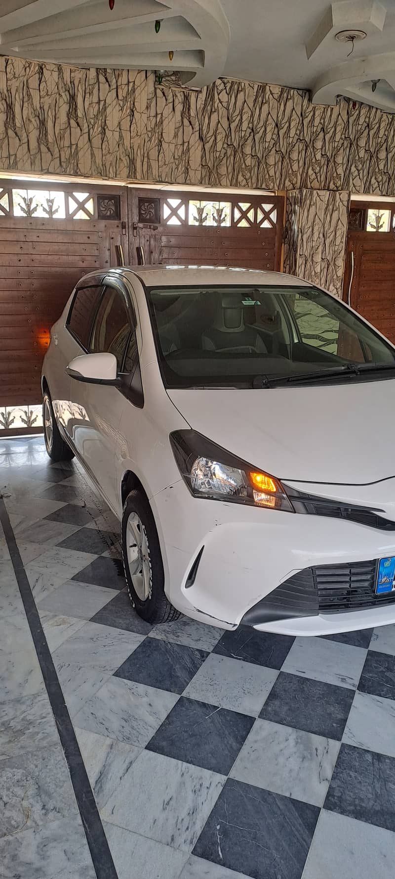 Toyota Vitz 2014 2