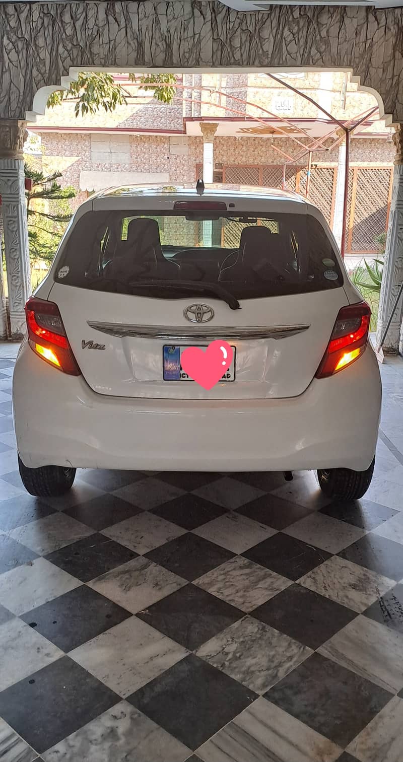 Toyota Vitz 2014 11