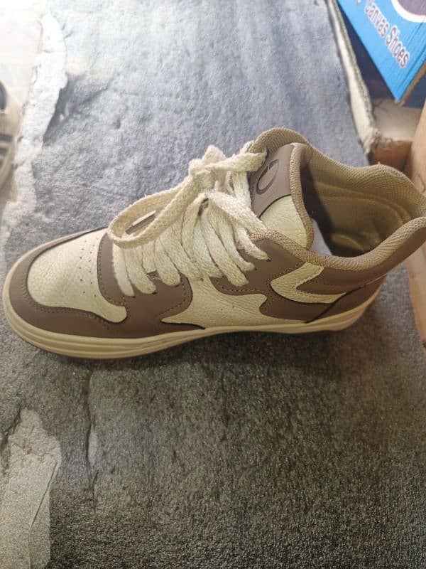 Dusto Power Shoes for sale 1