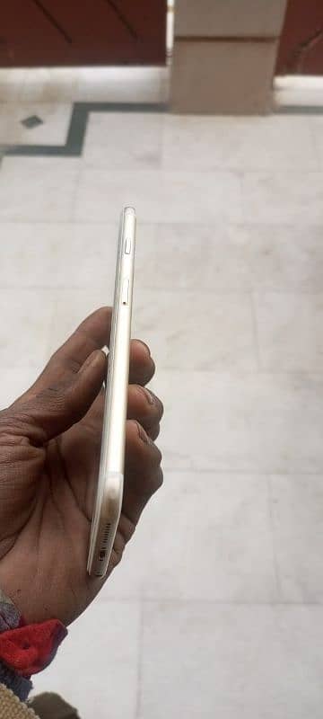 Iphone 6 Plus (Non PTA) brand new condition 5