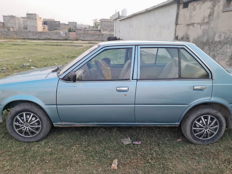 Nissan Sunny 1984 7