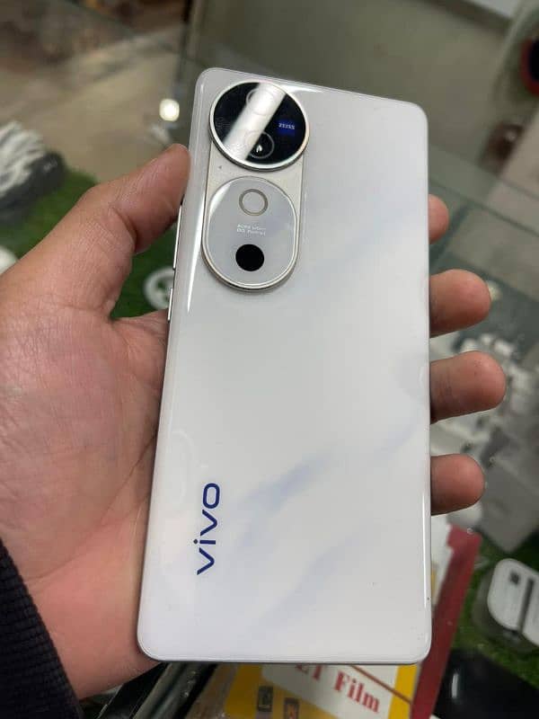 vivo V40 2 month use 0