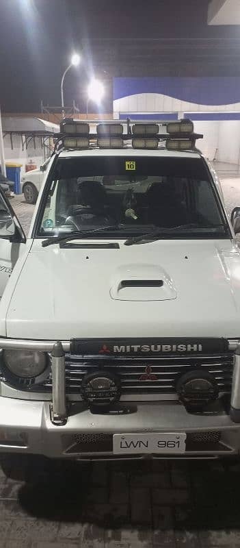 Mitsubishi Pajero Mini 1997 3