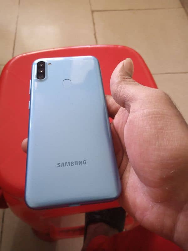 Samsung galaxy a11 2 32 10