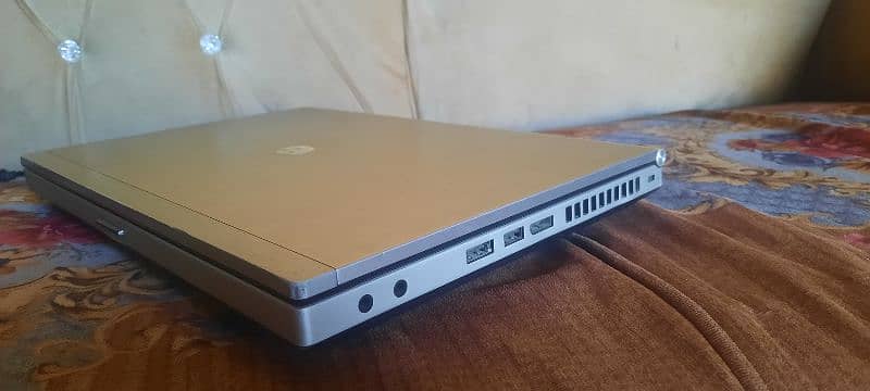 HP Elitebook 8460P 3